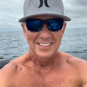 Meet your Posher, Johnny